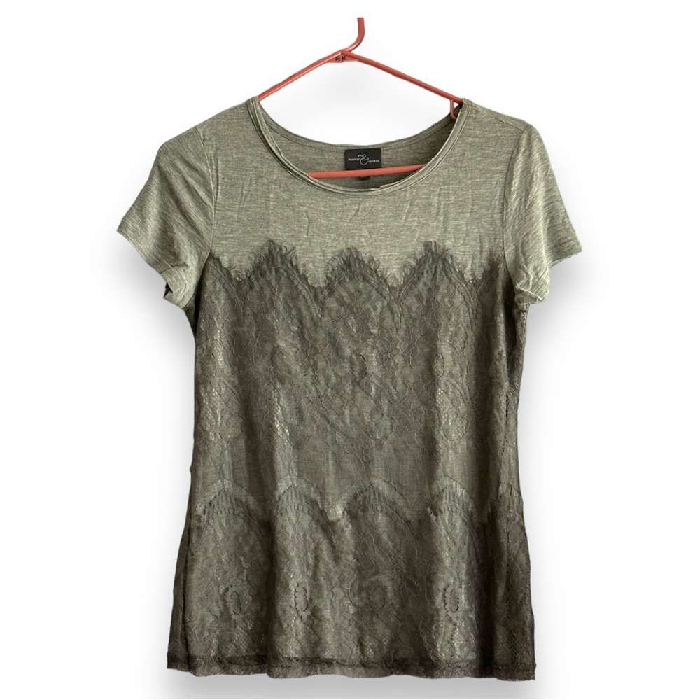 ‼️💸⬇️EUC* Gorgeous Grey Lace Overlay Short Sleeve T-Shirt | Size X-Small